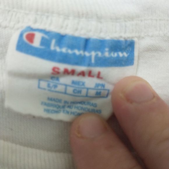 Men's Champion T-Shirt Size Small - Picture 4 of 6